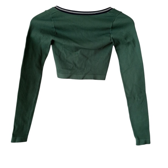 Urban Outfitters Out From Under Go For Gold Seamless Long Sleeve Cropped Top - Picture 10 of 16